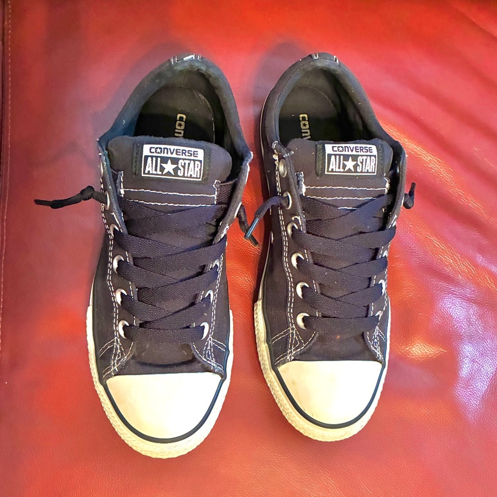 "Converse All Star" sneakers, 6 junior, 8 women's, black, EUC